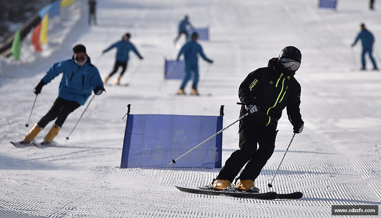 永不言败，英雄始终在路上！
